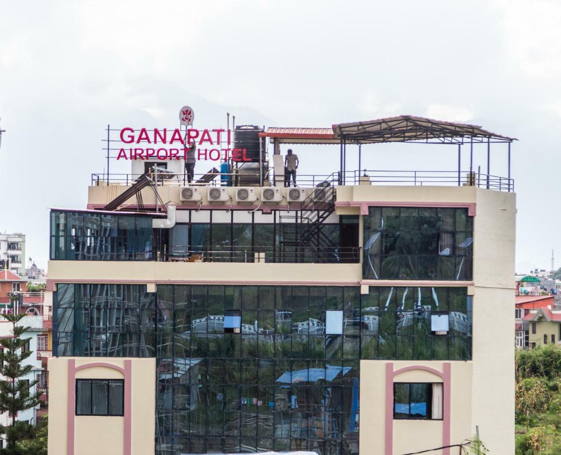 Ganapati Airport Hotel Katmandú Exterior foto